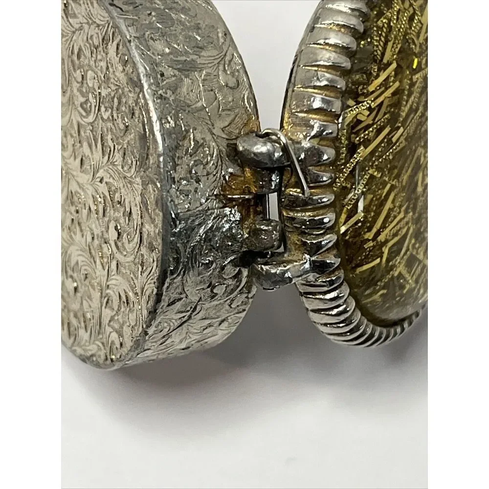 Vintage MCM Silver And Gold Confetti‎ Shred Jewelry Box Pill Holder **READ**